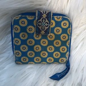 Vera Bradley "Riviera Blue" wallet.